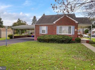 122 Diamond St, Reading, PA 19607