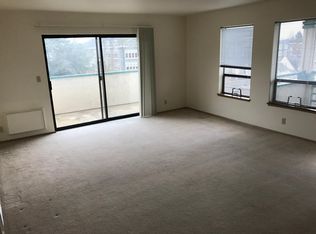5220 University Way NE APT 101, Seattle, WA 98105