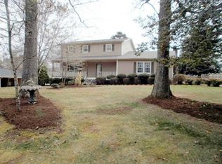 587 Holly Hills Dr, Forest City, NC 28043
