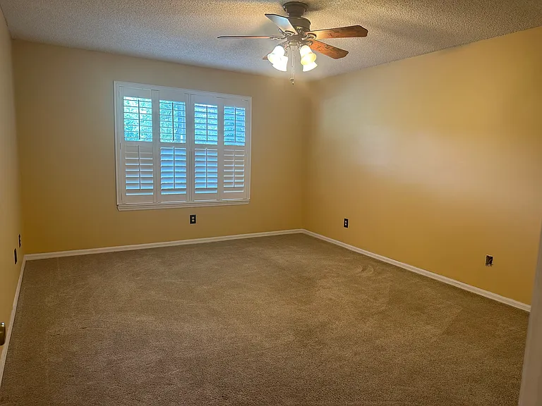 417 Piper Pl — Photo 10
