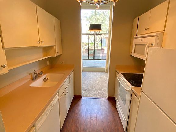 4th image of 410 N Civic Dr APT 304