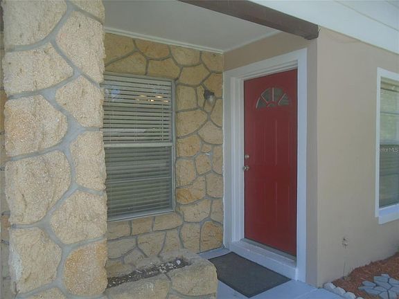 2nd image of 810 KEYSTONE AVENUE