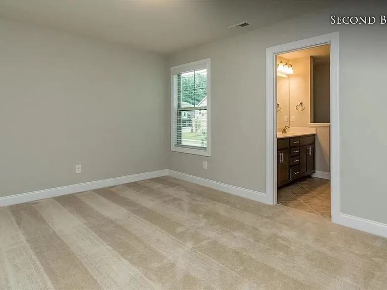 1007 Rexburg Dr — Photo 17