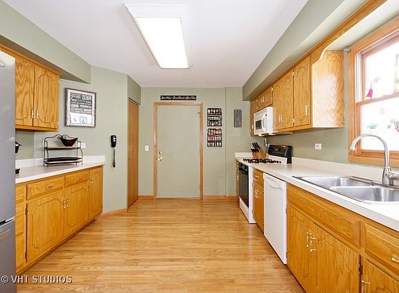 2nd image of 2627 Ronald Dr