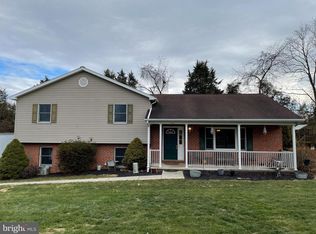 215 Montclair Rd, Gettysburg, PA 17325