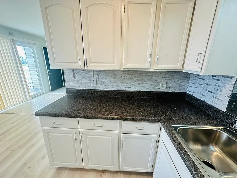 615 W Ocean View Ave #A — Photo 7