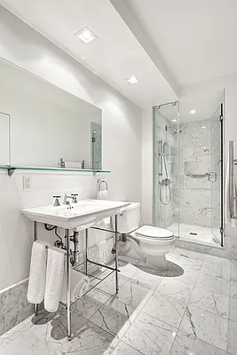 Rented by Compass | media 18