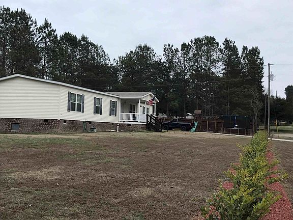 5th image of 109 Brad Elliott Dr