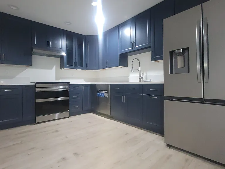 629 Sunset Dr — Photo 2