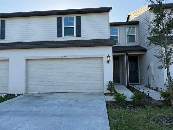 9649 Intrepid Rd, Wesley Chapel, FL 33545