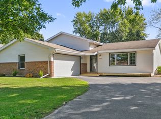 24263 S Edwin Dr, Channahon, IL 60410