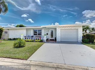 6950 NW 17th St, Margate, FL 33063