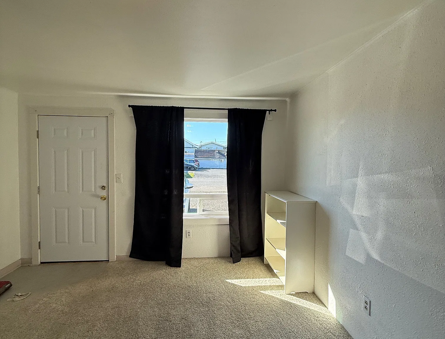 Studio, $800 — Photo 4
