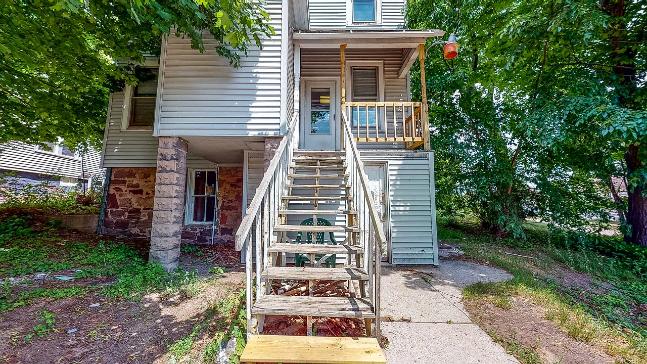 115 Blemhuber Avenue - 1 — Photo 2
