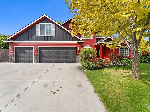 4th image of 11395 W Kipling Way
