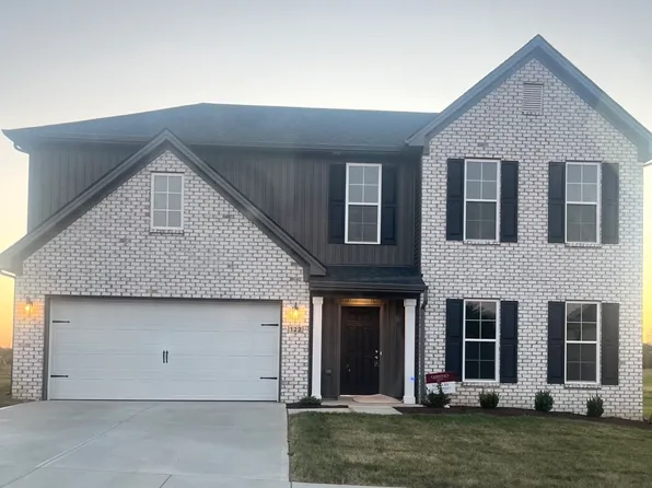 122 Linzi Way, Paris, KY 40361