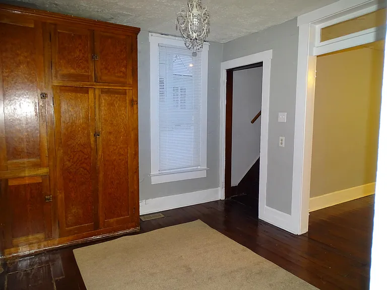 127 Burley St — Photo 10