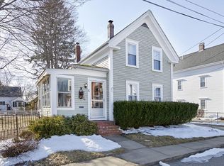 6 Colchester St, Amesbury, MA 01913