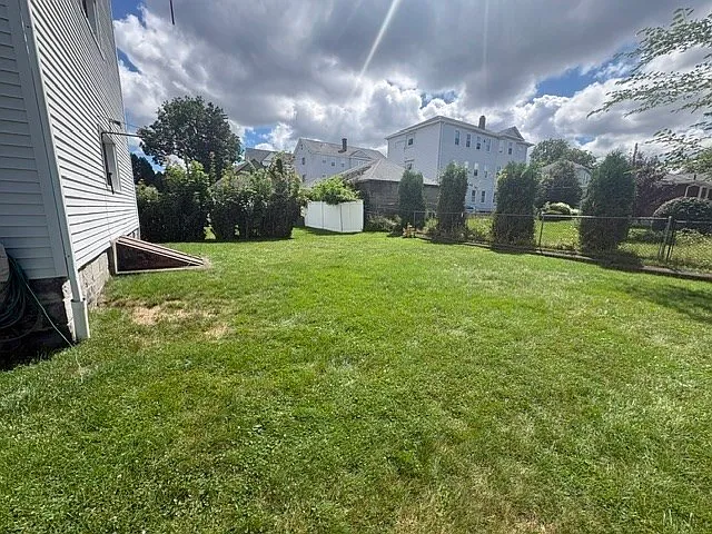 2 bed, 1.0 bath, 1000 sqft, $1,850 — Photo 4