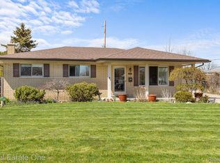 34419 Peppermil Ct, Sterling Heights, MI 48312