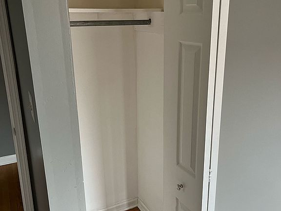 4th image of 7558 S Essex Ave
