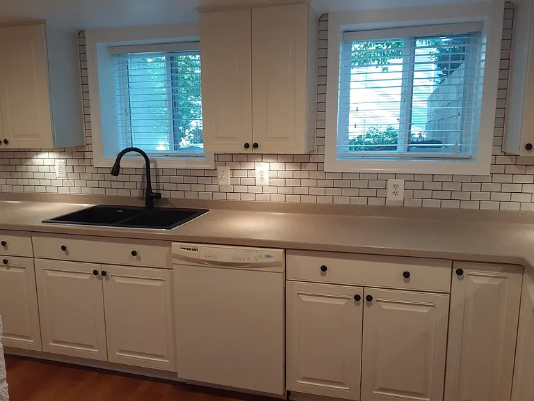 200B Adair St #B — Photo 5