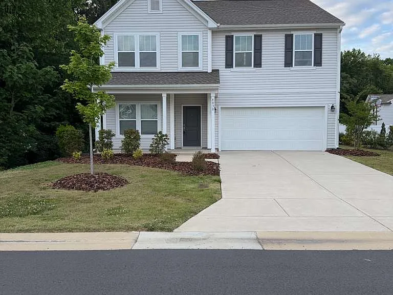 4038 Monteray Cir — Photo 1