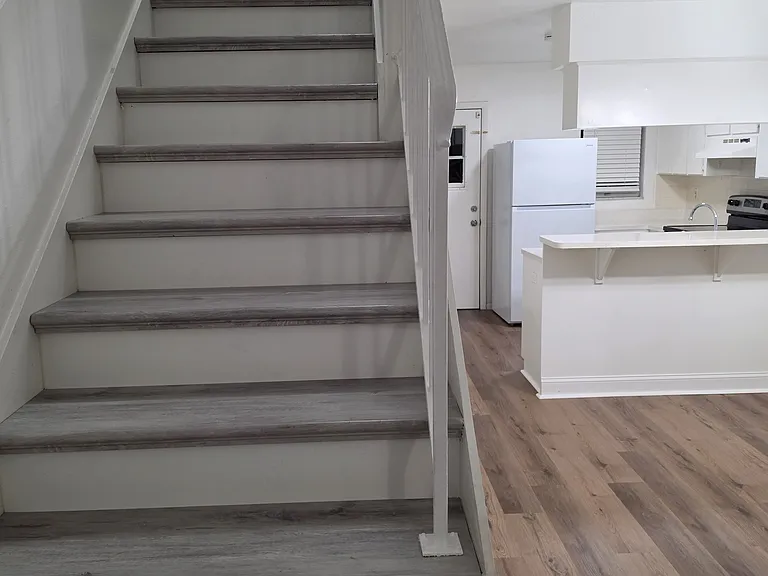 6780 121st St #8 — Photo 16