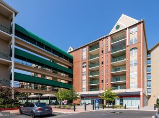6064 Main St, Voorhees, NJ 08043