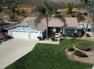 30597 Rockridge Rd, Lake Elsinore, CA 92530