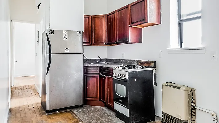 Rented by Nooklyn NYC LLC | media 8