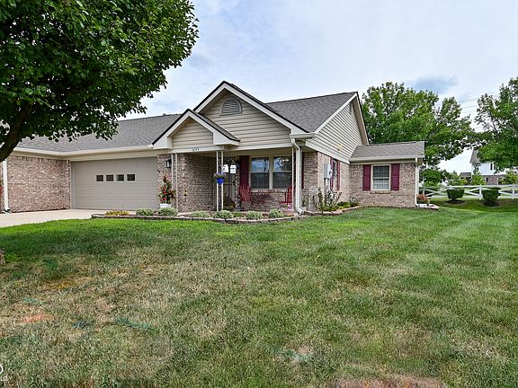 2nd image of 1645 Vidalia Ct