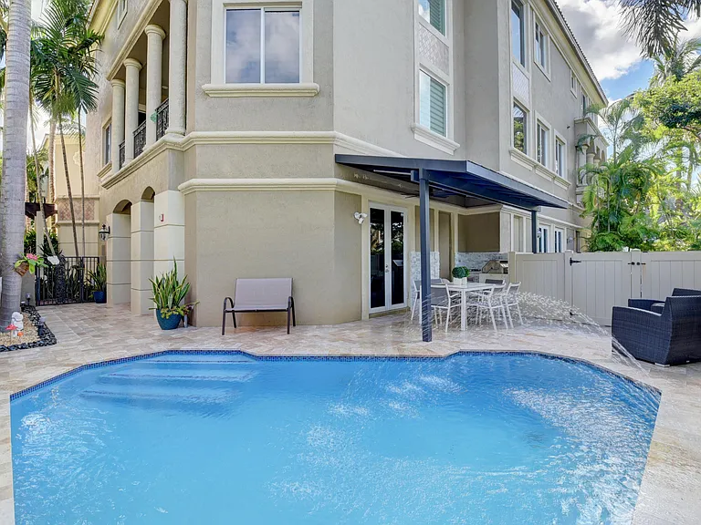 921 Osceola Dr #4 — Photo 6