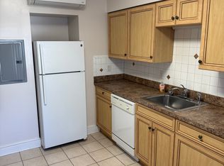 255 Gay St APT A2, Pottstown, PA 19464