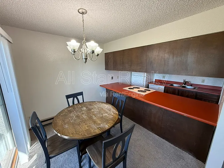 Norseman Apartments — Photo 18