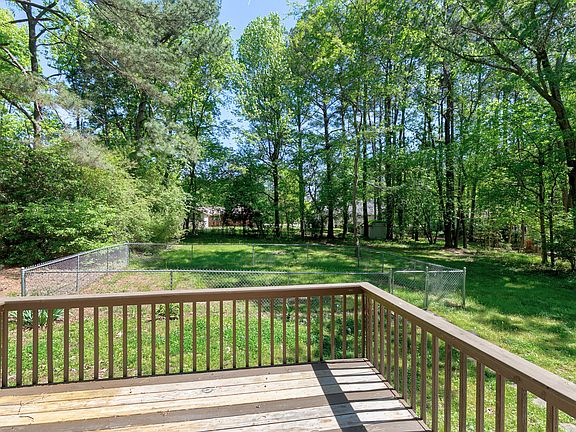 5th image of 5841 Sandstone Dr