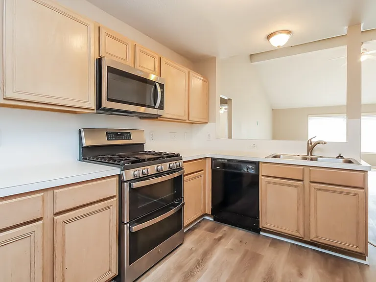 10815 Malden Dr — Photo 7