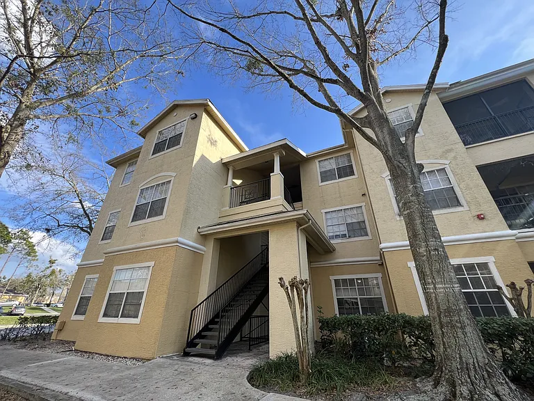 2600 Robert Trent Jones Dr #912 — Photo 2