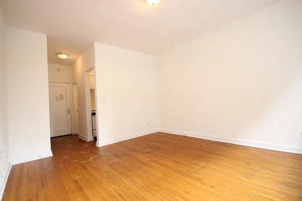 Rented by (Legacy) NY Quality Living Uptown | media 15