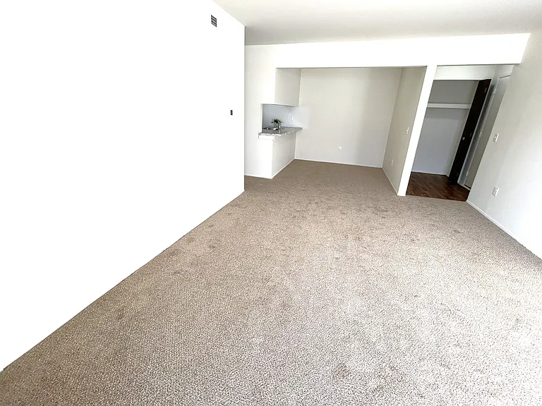 Perry Place Apartments — Photo 26