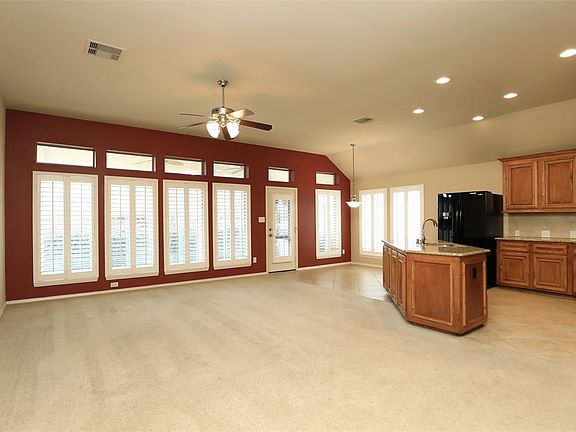 5th image of 3711 Windmill Creek Dr
