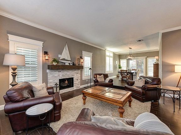 4th image of 1609 Clarewood Dr