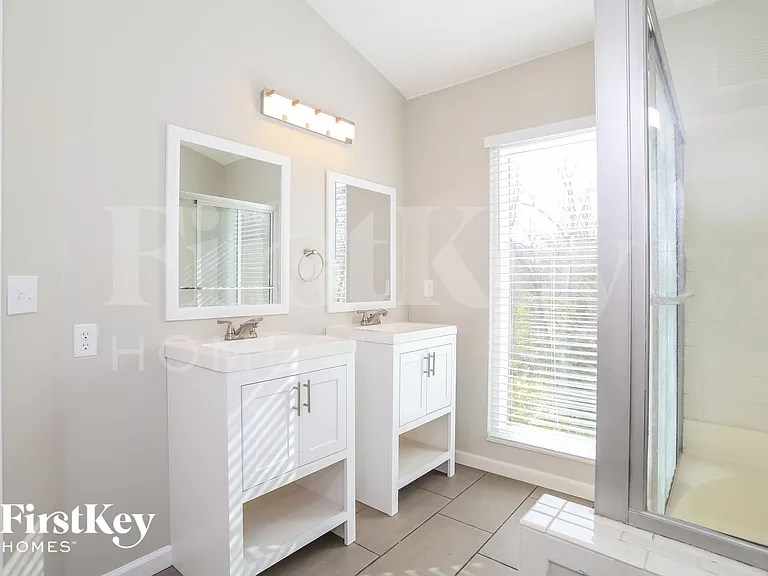 3072 Hoock Ct — Photo 10