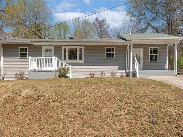 115 Roosevelt St, Eden, NC 27288