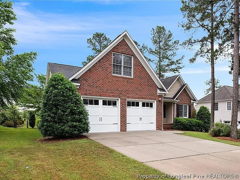 35 Blue Pine Dr — Photo 2