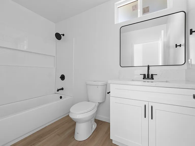 1214 S Mariposa Ave #121814 — Photo 9