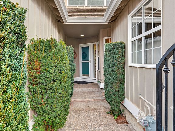 3rd image of 15361 NW Aberdeen Dr