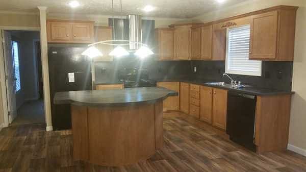 2nd image of 123 Castle Club Dr