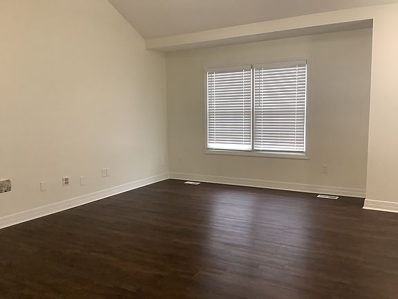 2nd image of 768 Shellbark St