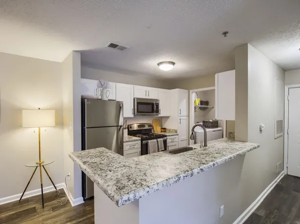 Azalea Ridge Apartments